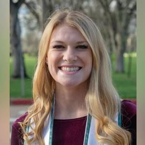 Meet your Posher, Kayla